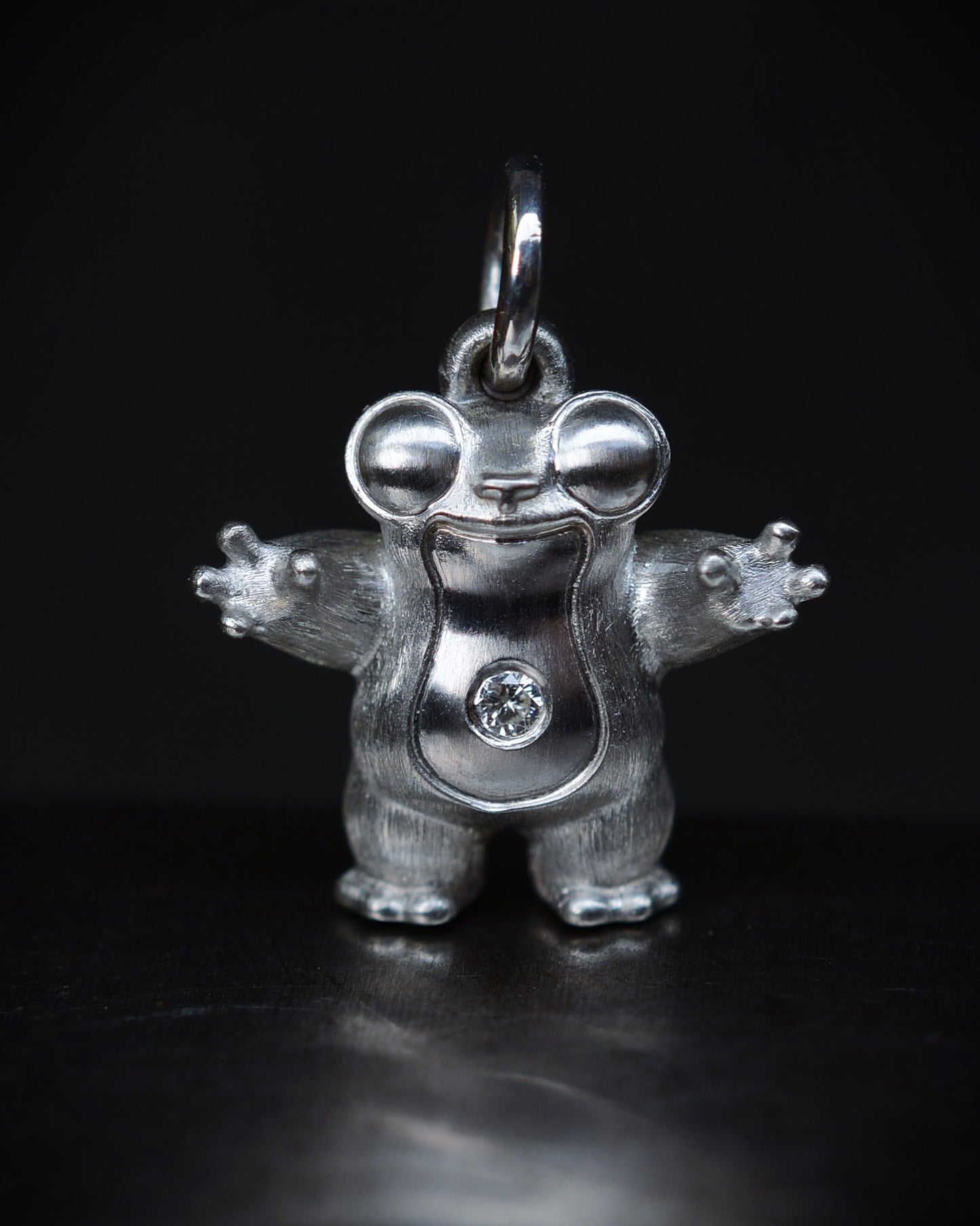 Diamond set Tarsier type Bright Creature.