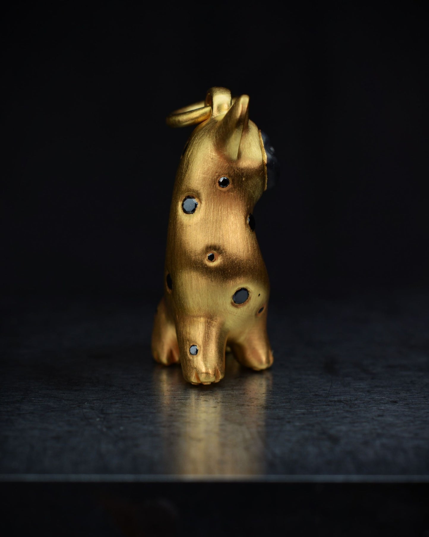 Caress Cub b, Bright Creature Companion Being. © Adrian Ashley