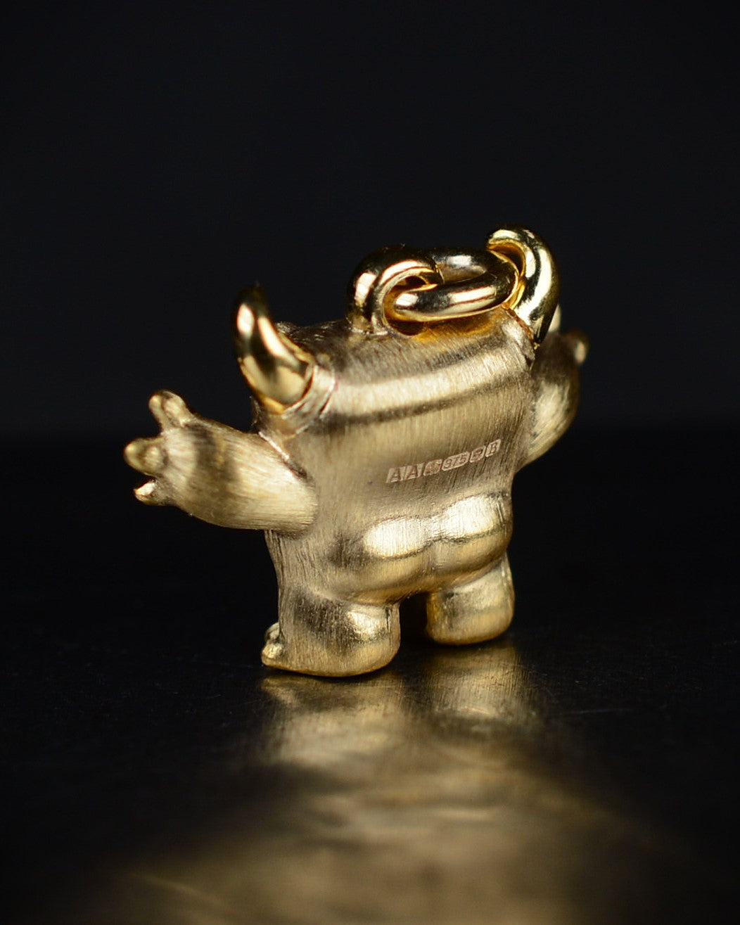 Gold Cushion Creature and gold chain, Bright Creature set with a natural cushion-cut diamond.