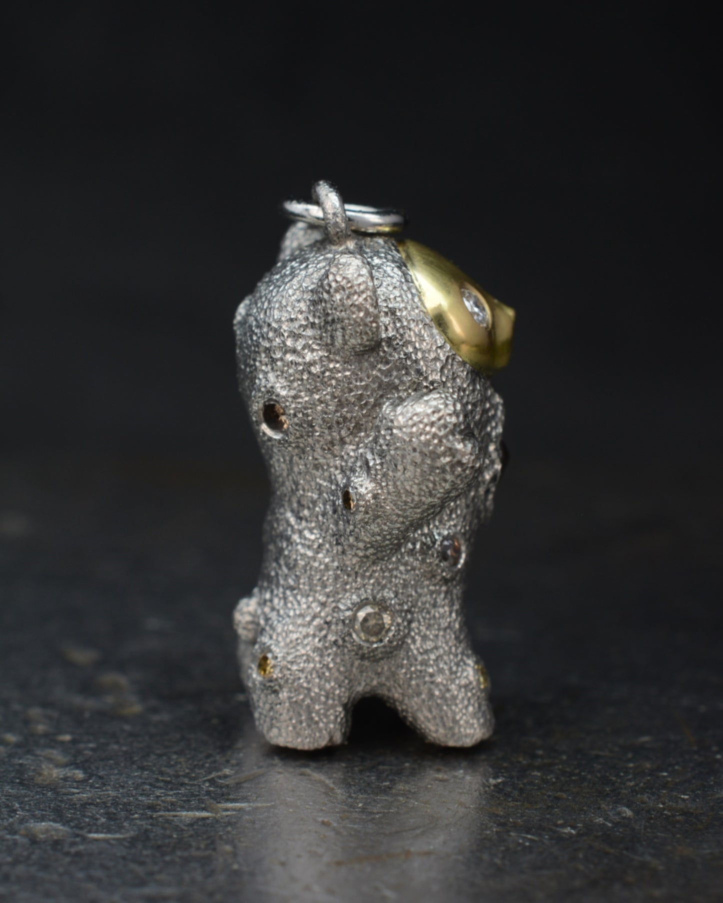 De Bears, Bright Creature Companion Being. © Adrian Ashley