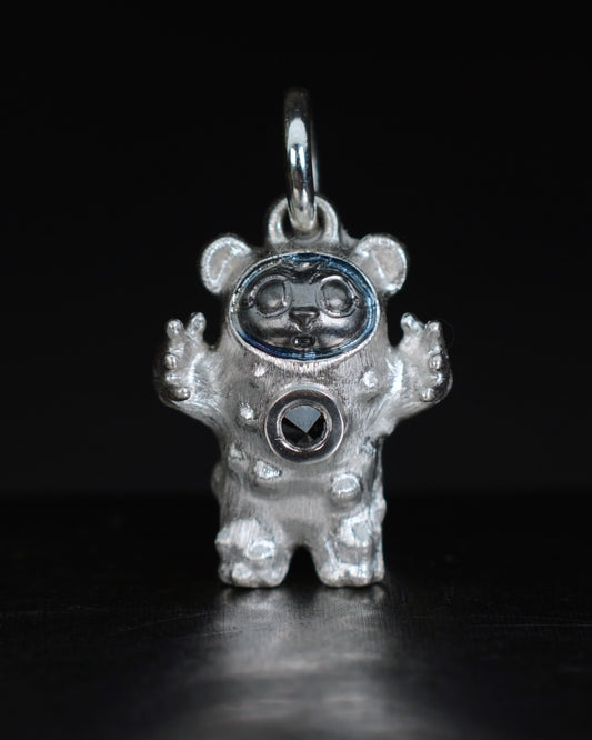 De Bears Cub Bright Creature with a black diamond and a black rhodium face.