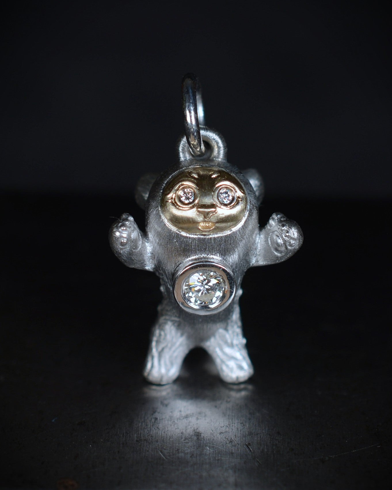 Diamond Heart Cub Bright Creature, with a gold face and diamonds.