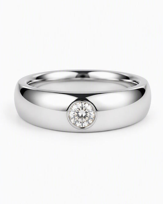 Brilliant-cut diamond ring featuring a 0.26ct natural diamond reclaimed from vintage jewellery.