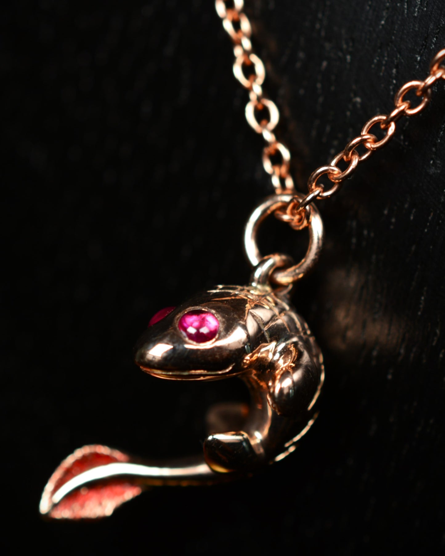 Red Pandafish, Bright Creature Companion Being. © Adrian Ashley