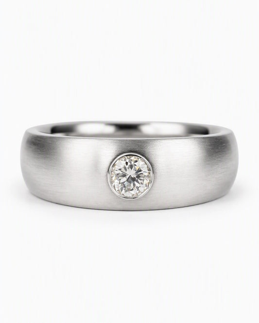 Transitional-cut diamond ring featuring a 0.24ct natural diamond reclaimed from vintage jewellery.