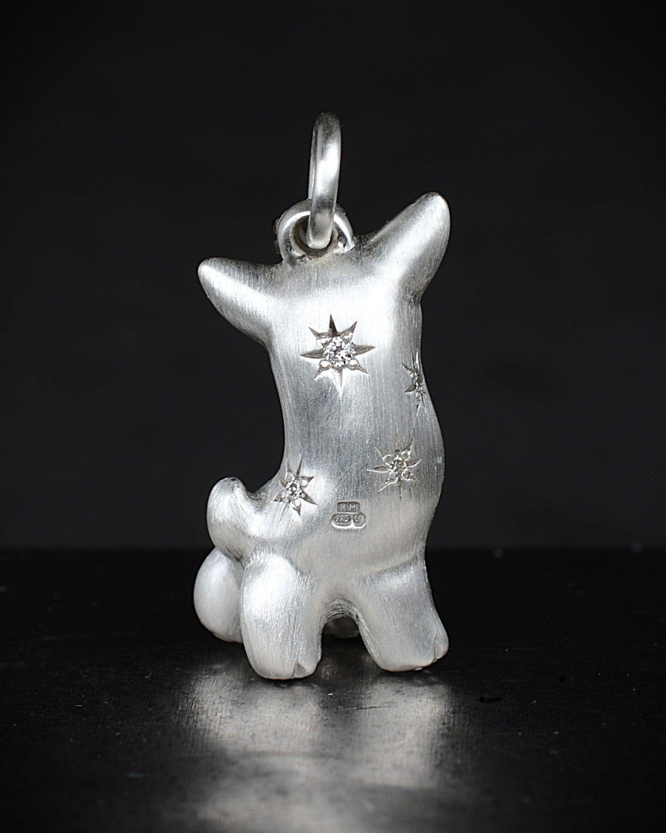 Caress Cub c, Bright Creature Companion Being. © Adrian Ashley