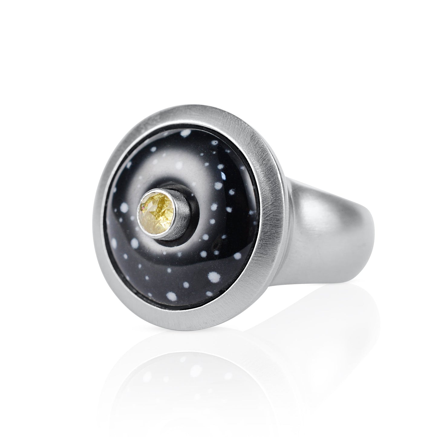 Enamelled diamond ring with a summer night's sky motif