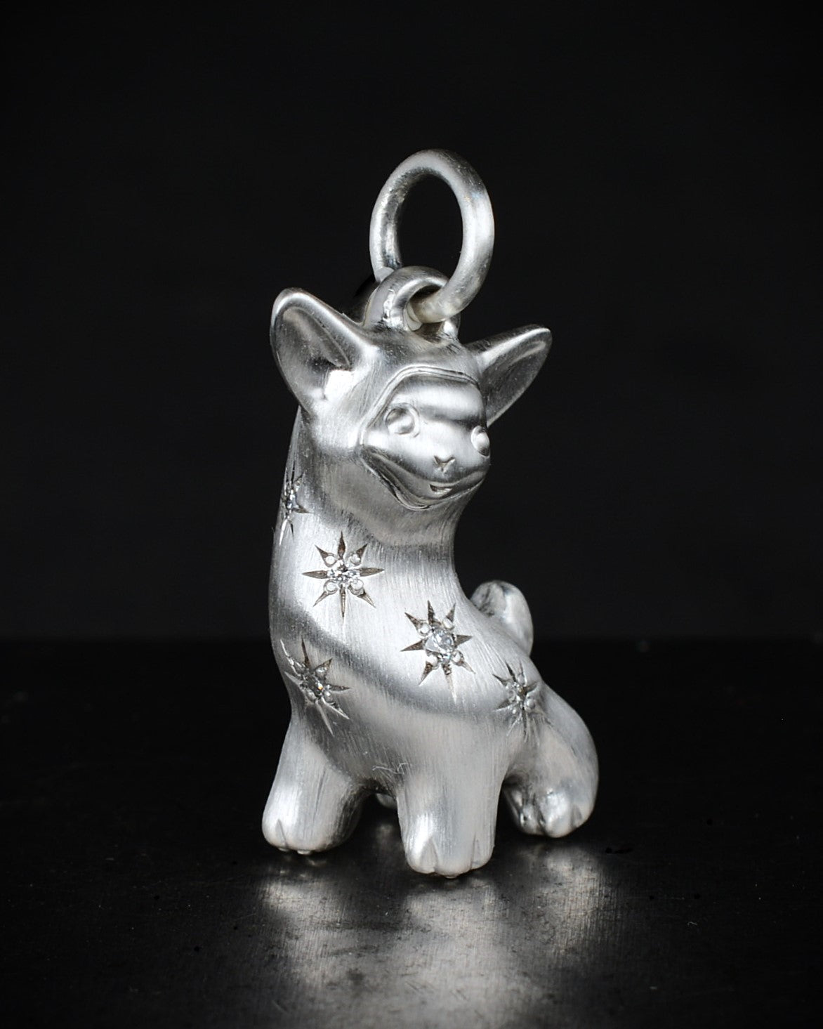 Caress Cub c, Bright Creature Companion Being. © Adrian Ashley